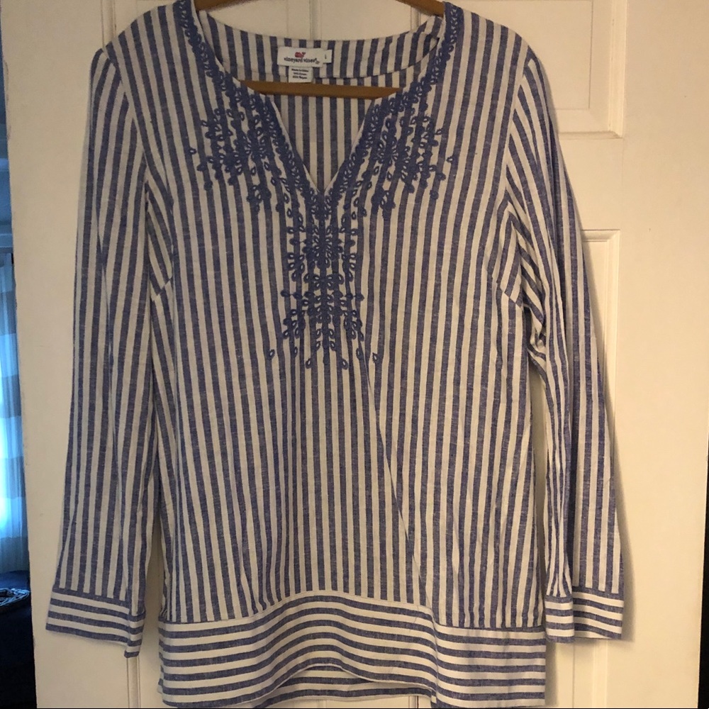 Vineyard Vines Top